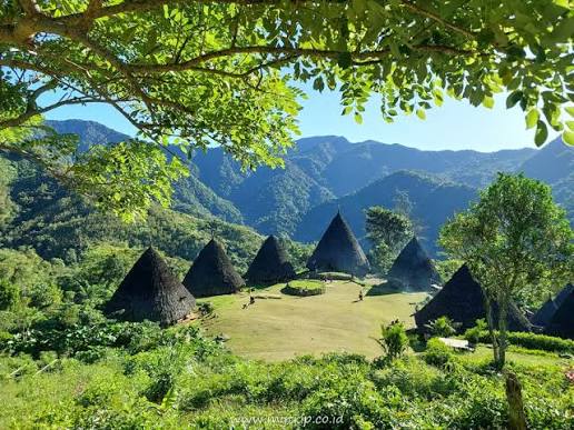 Wae Rebo Escape — 2 Days 1 Night